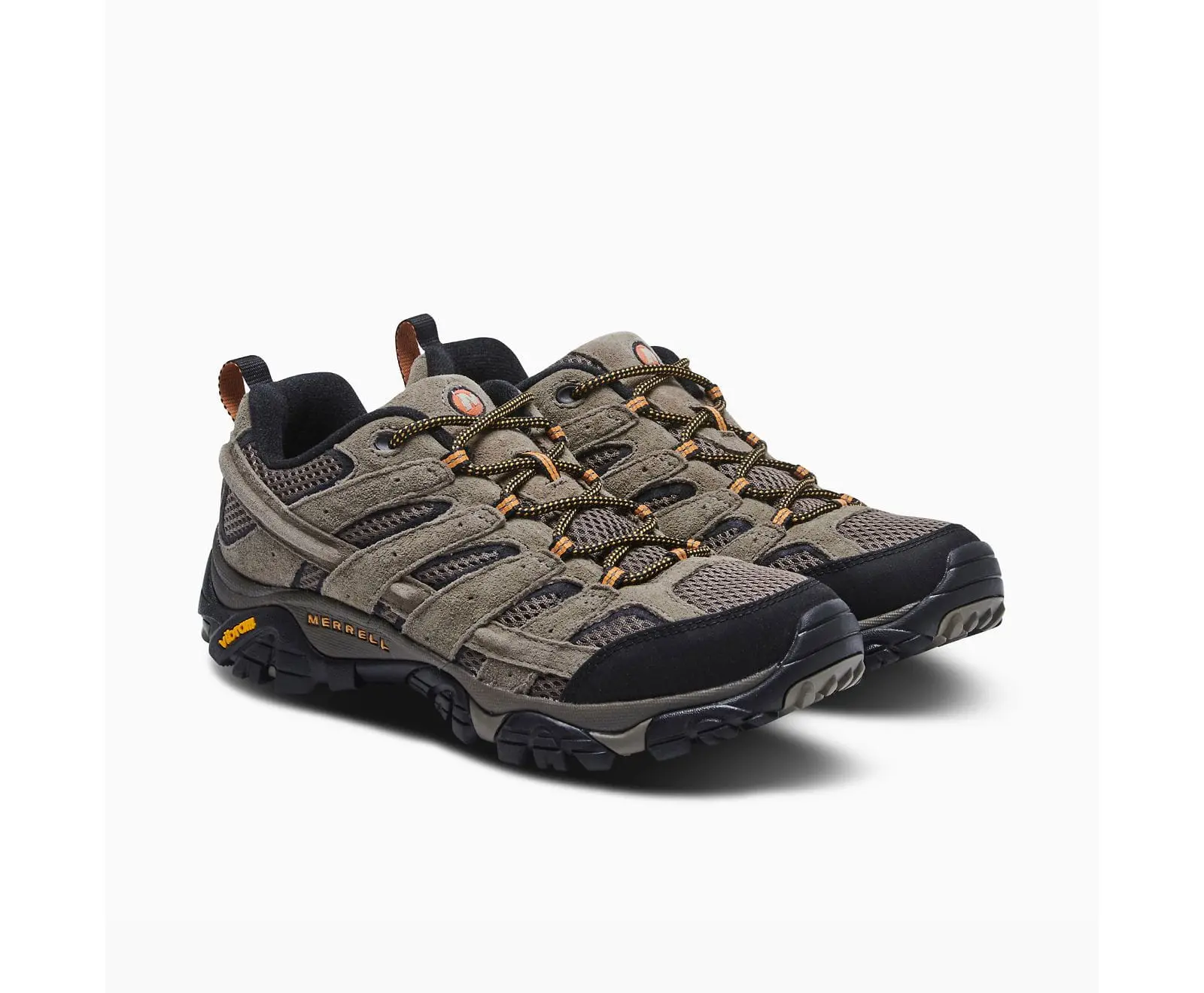 Moab 2 Ventilator Shoes: The Disc Golfer's Choice for Comfort on the Course